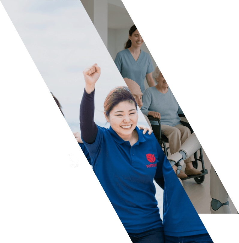 笑顔で働く介護スタッフ